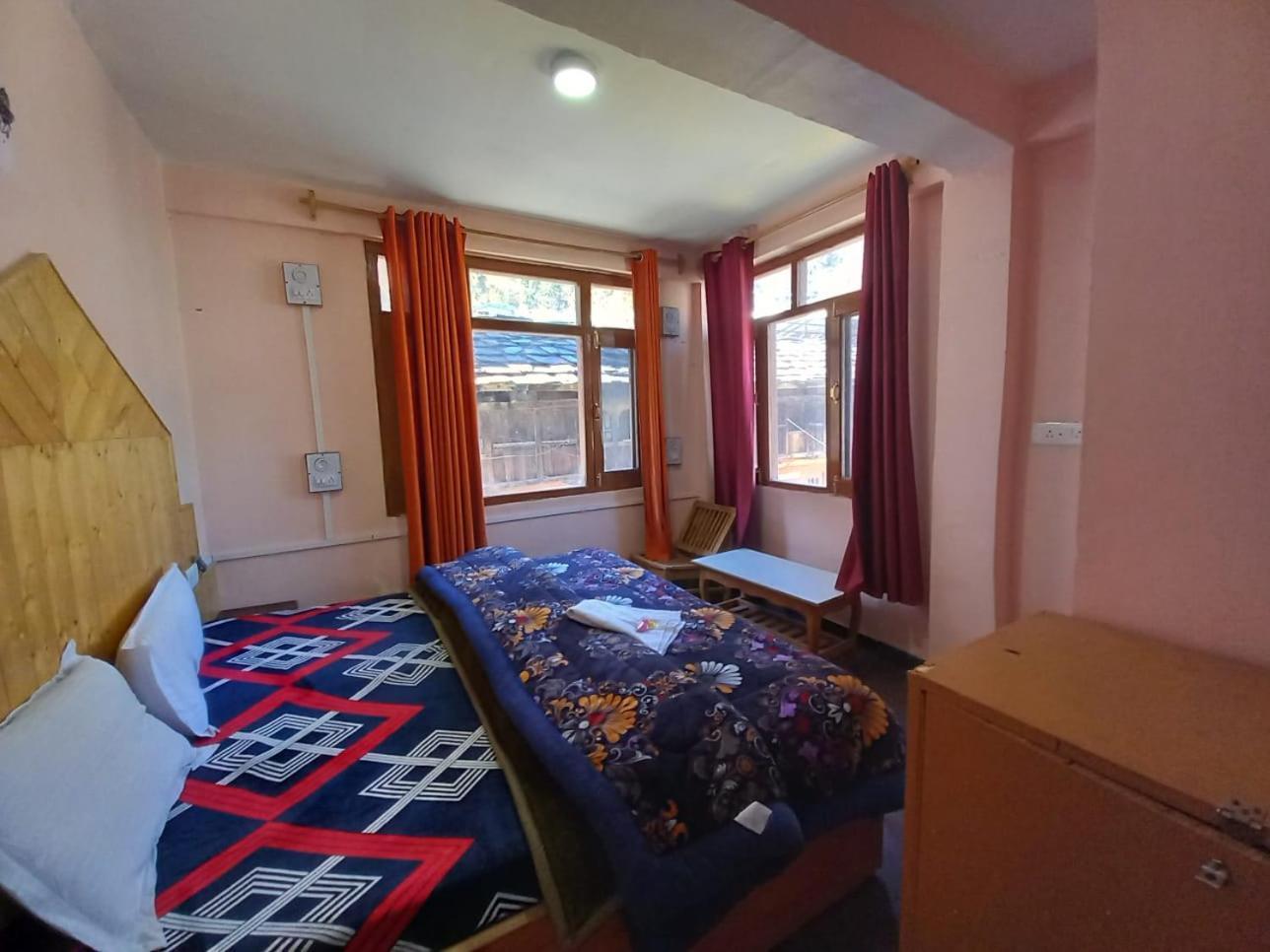 Hostel La Voglia-Old Manali Zewnętrze zdjęcie