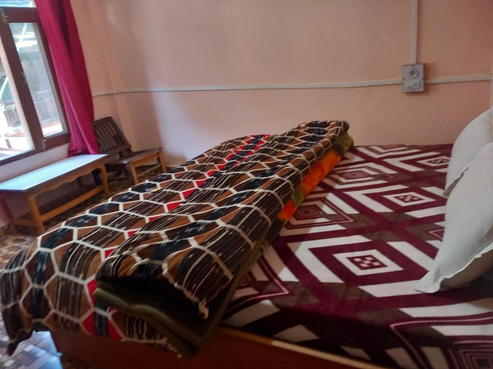 Hostel La Voglia-Old Manali Zewnętrze zdjęcie