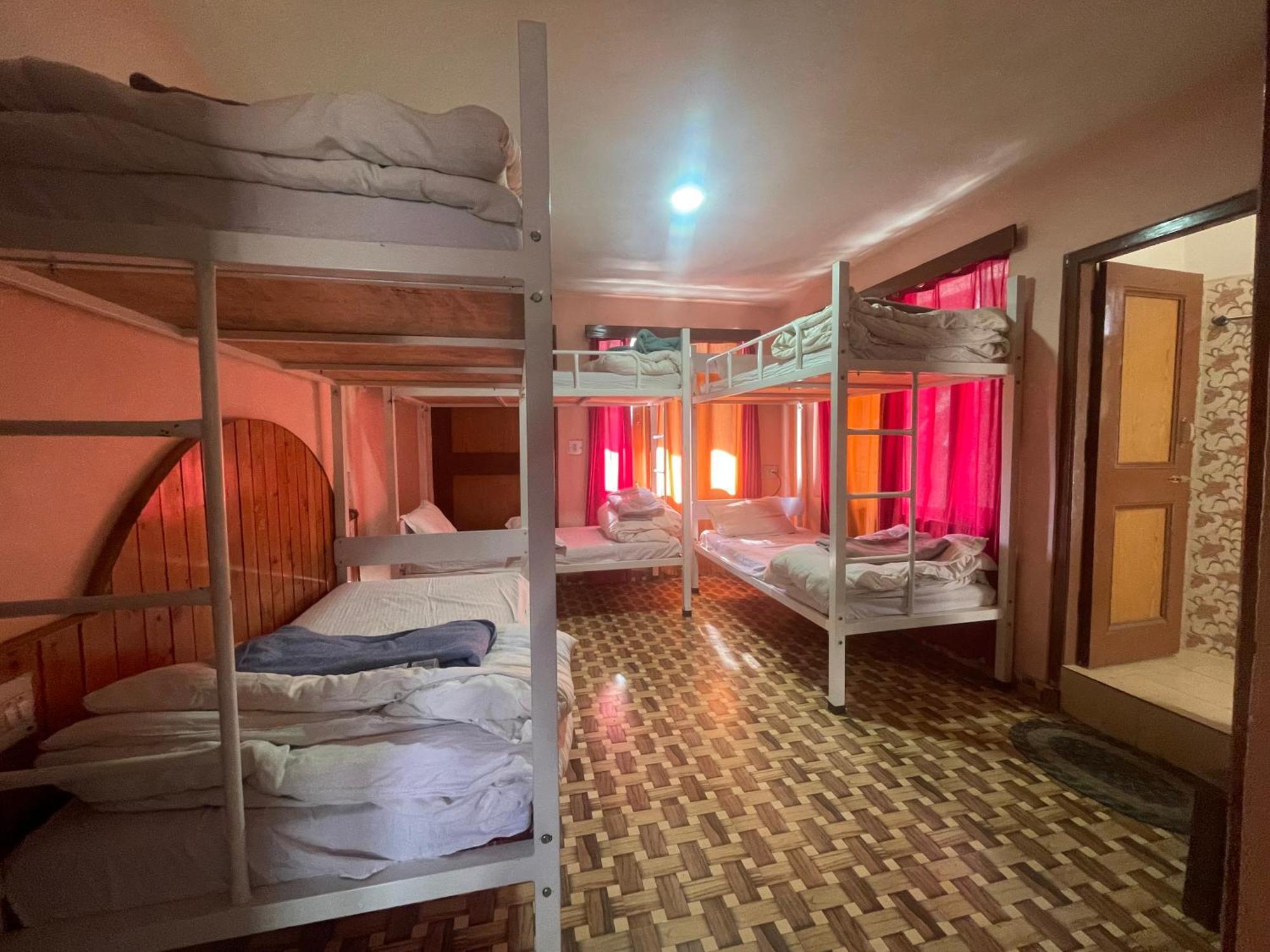 Hostel La Voglia-Old Manali Zewnętrze zdjęcie