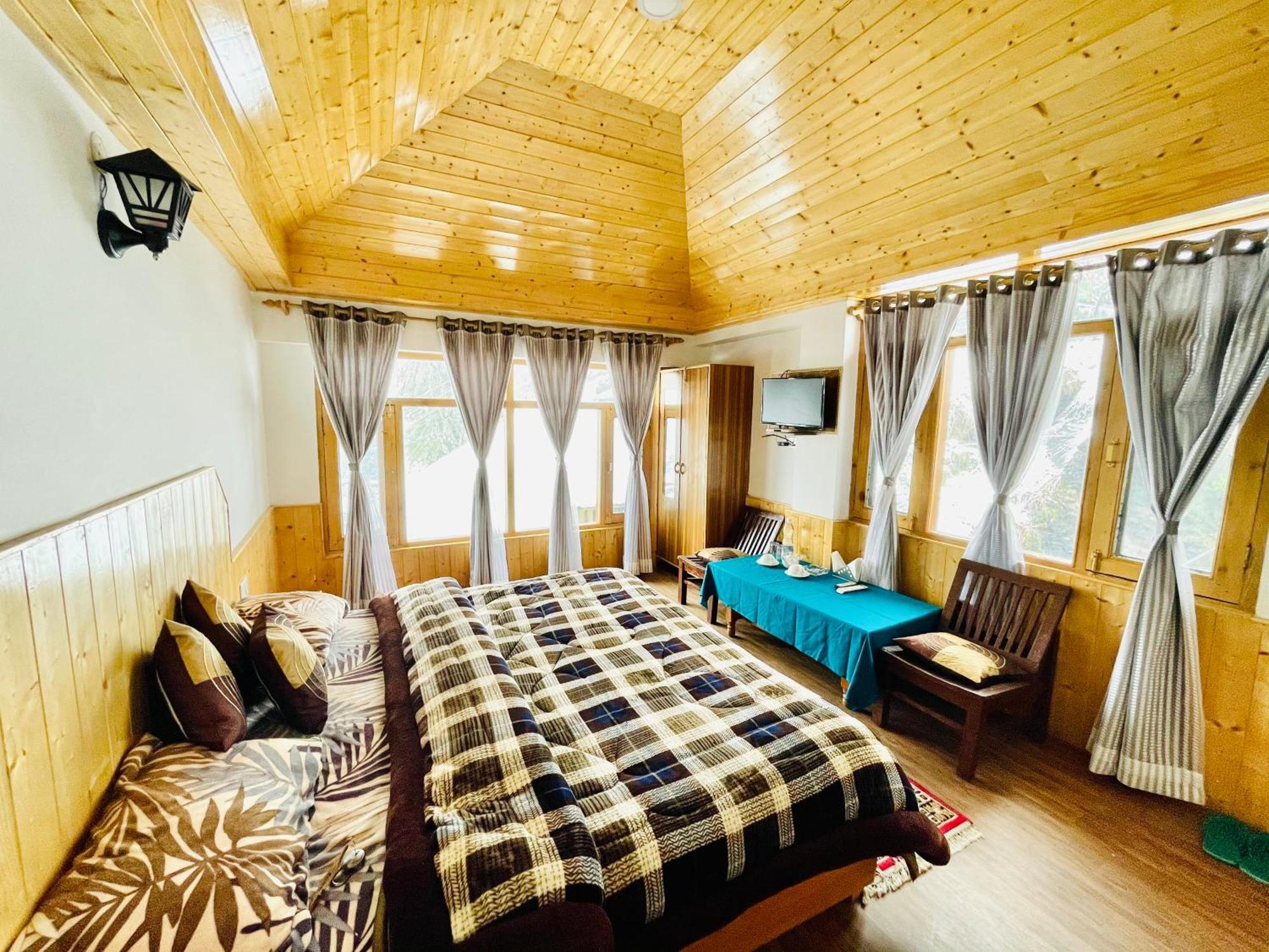 Hostel La Voglia-Old Manali Zewnętrze zdjęcie