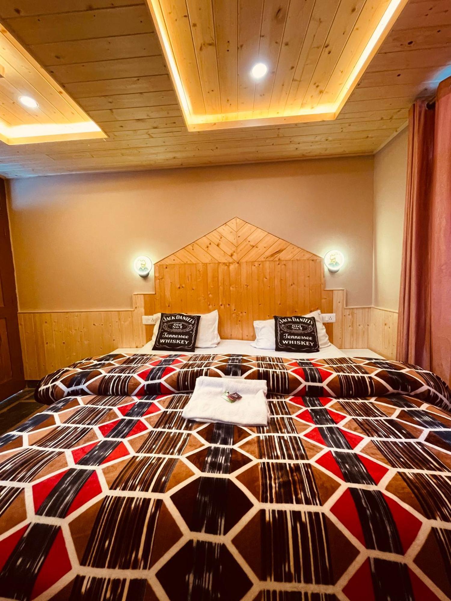 Hostel La Voglia-Old Manali Zewnętrze zdjęcie