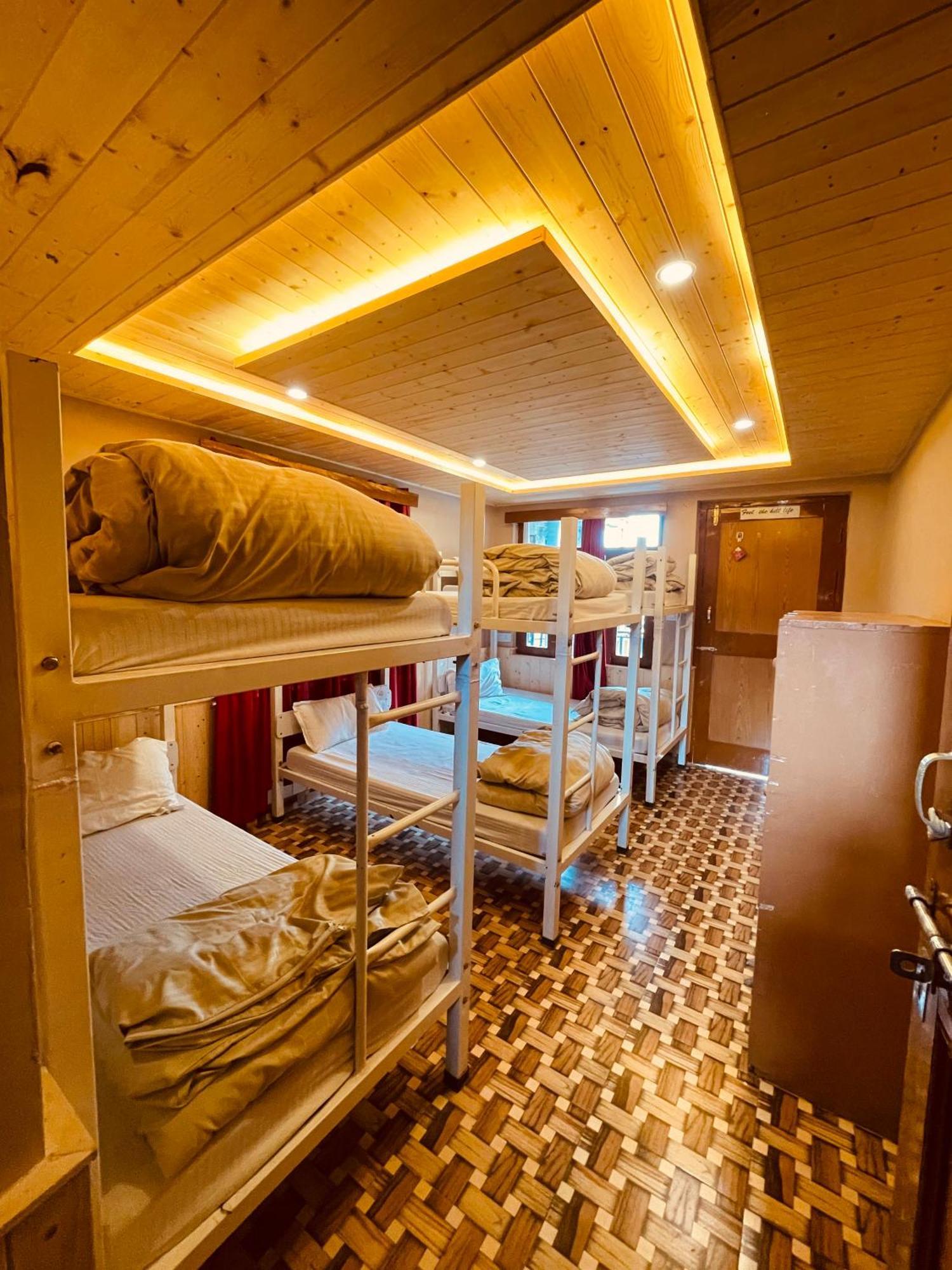 Hostel La Voglia-Old Manali Zewnętrze zdjęcie