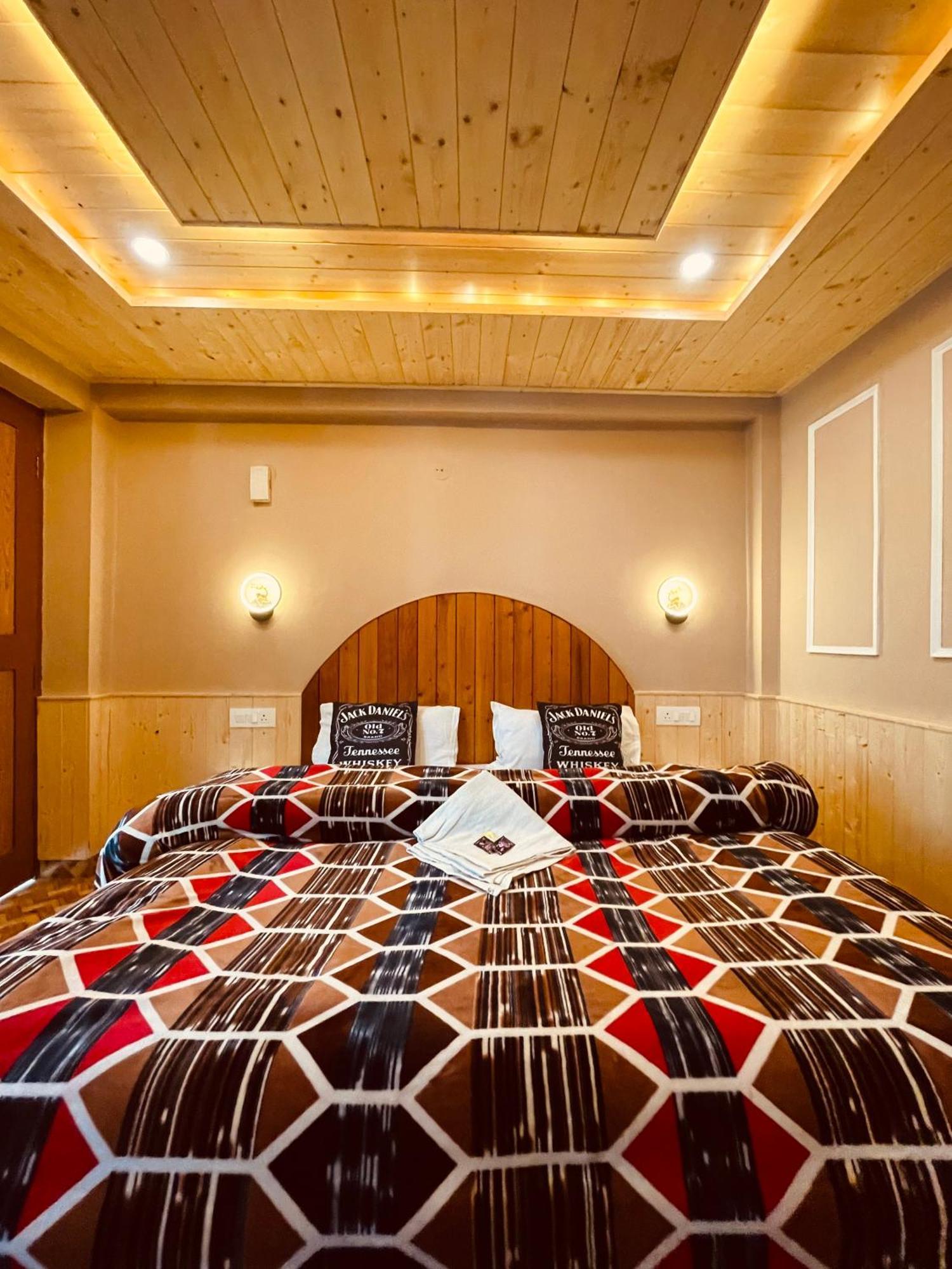 Hostel La Voglia-Old Manali Zewnętrze zdjęcie